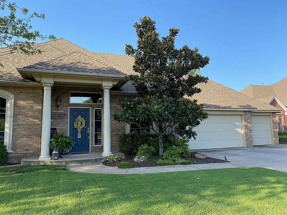1st image of 3028 SW 132nd Pl