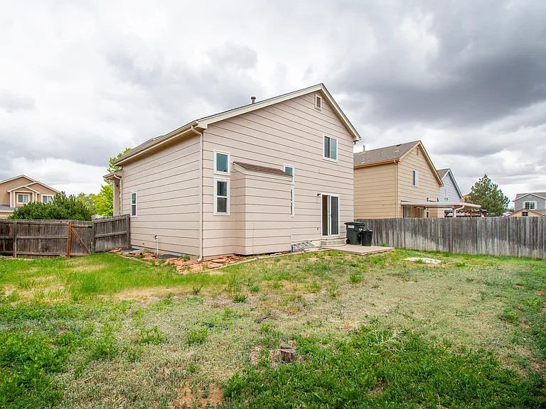 2024 Hibbard Ln — Photo 11