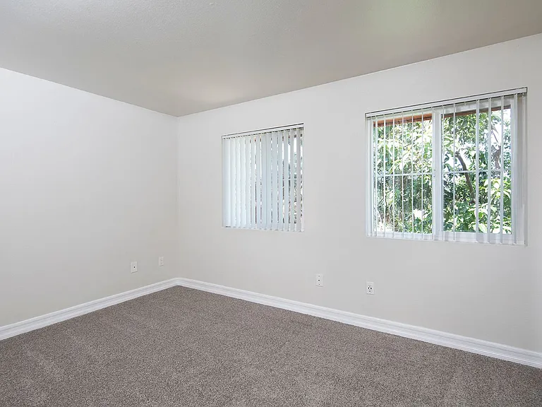Mission Pacific Apartments — Photo 50