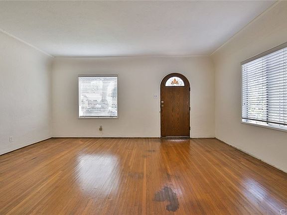 5th image of 4249 Mildred Ave