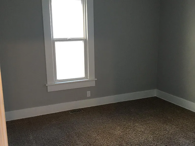 514 S Osage St — Photo 5