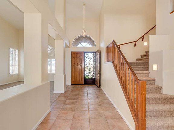 5th image of 11041 N 140th Way