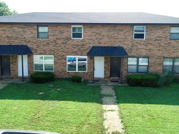 1014 Belle Valley Dr, Belleville, IL 62220