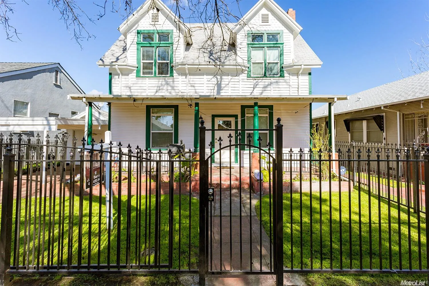 1327 E Flora St photo 1