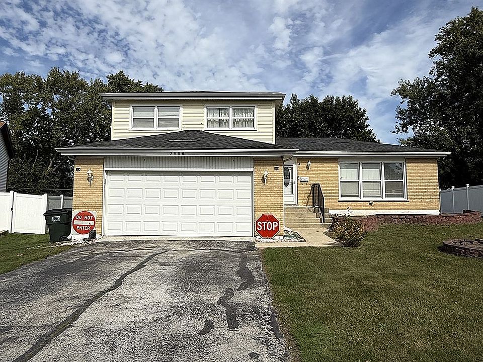 1st image of 2908 Buttonwood Walk