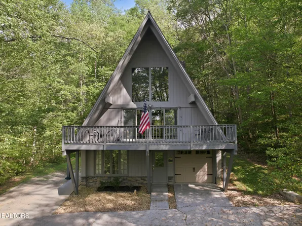 313 Domar Dr, Townsend, TN 37882