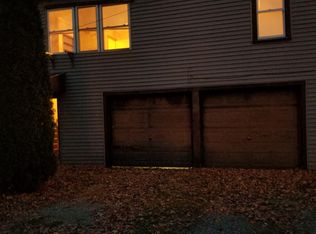 105 S Adams St, West Frankfort, IL 62896