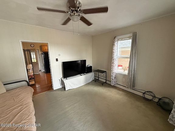 2nd image of 1162 Walnut St