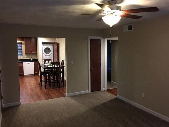 4th image of 4800 Pleasure House Ct APT 202