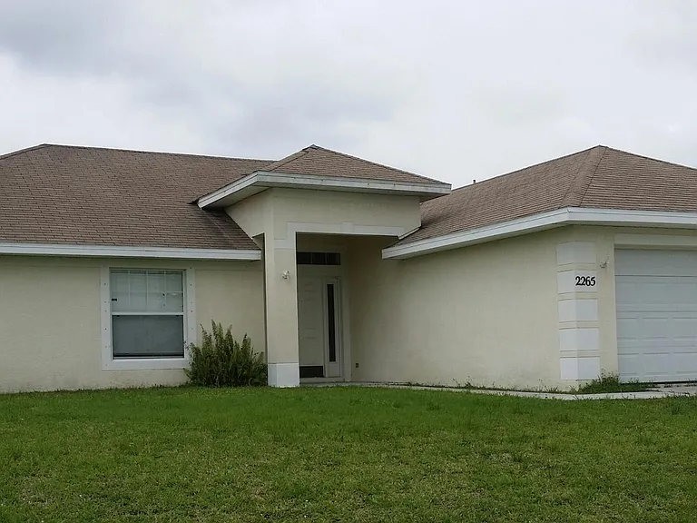 2265 SW Halissee St — Photo 1