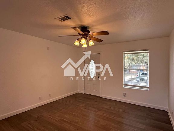 4th image of 4743 Georges Farm