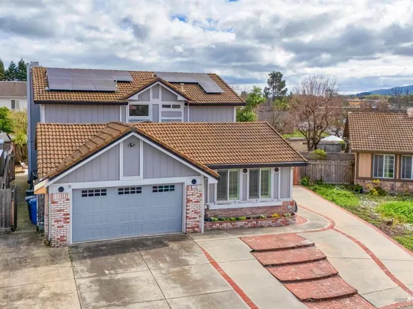 1168 Wieling Way, Petaluma, CA 94954
