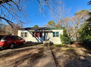 1304 Jonathan St, Dothan, AL 36301