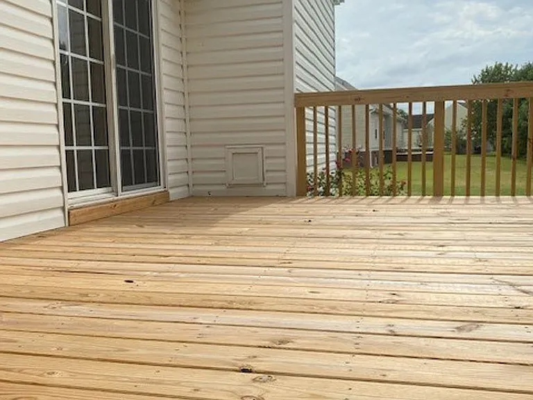 305 Towbridge Ln — Photo 24
