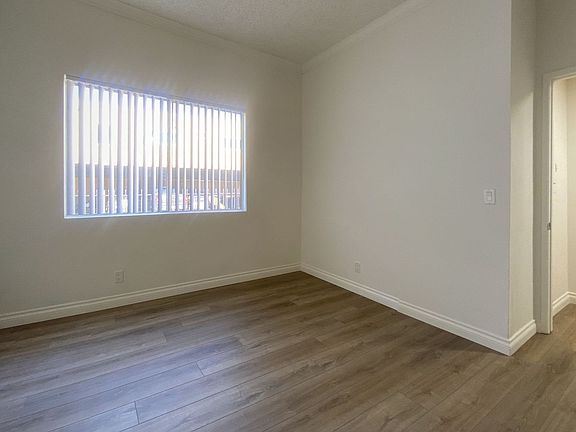 4th image of 14415 Vose St APT 211