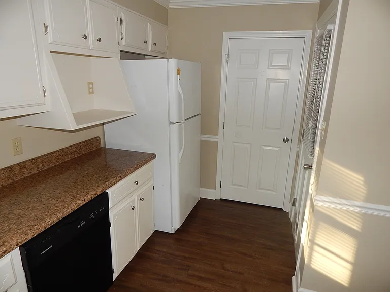 2846 Willow Wood Cir — Photo 8
