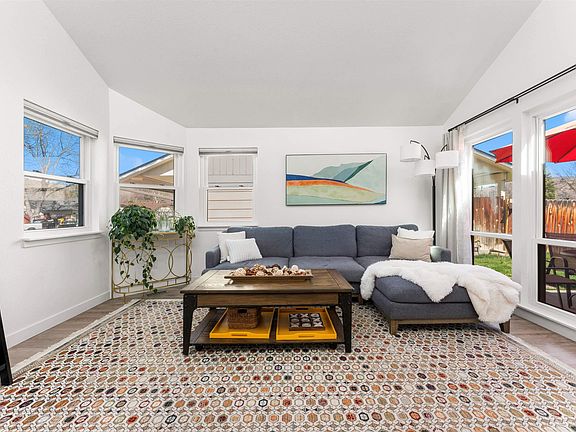 5th image of 7057 W Belhaven Dr