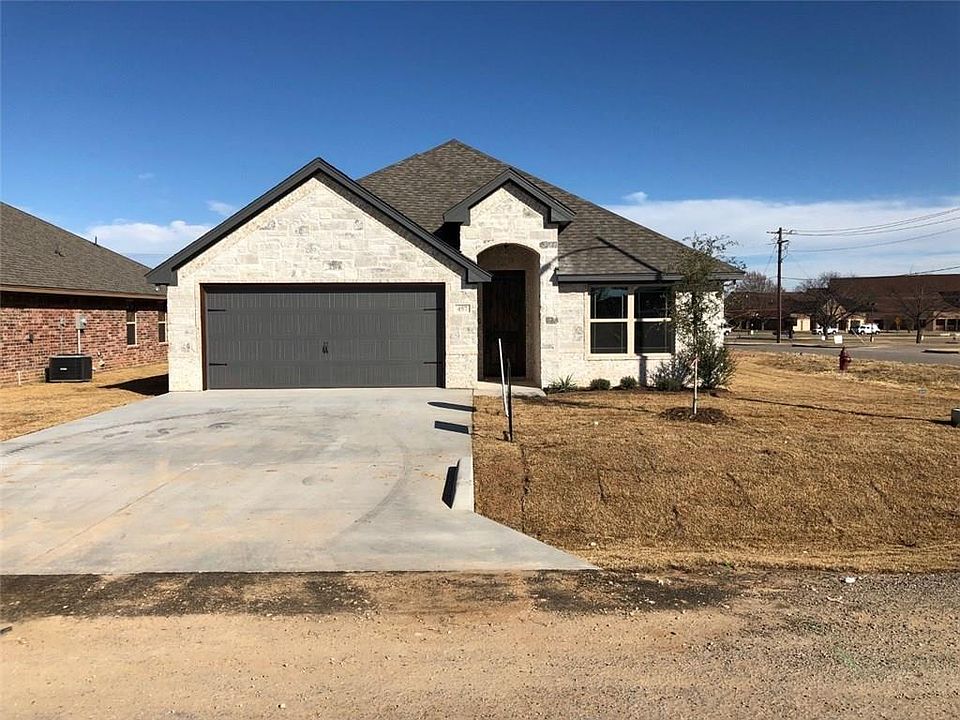 1st image of 457 Silverton Dr