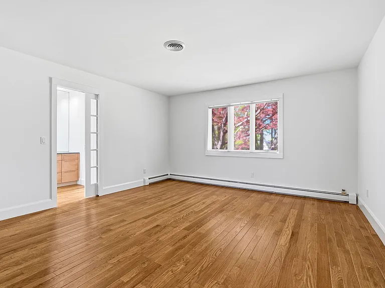 12 Wyeth Ct — Photo 12