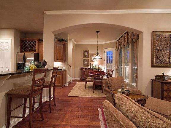 6002_Lakeridge_Family_Room_Nook_Model_meridian