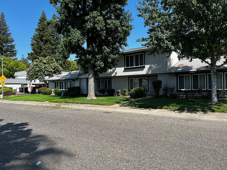 1st image of 8915 Salmon Falls Dr