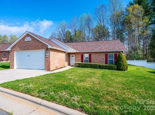 1265 Wexford Village Cir NE, Lenoir, NC 28645