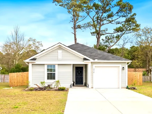 4818 Abbington Oaks Way SE, Southport, NC 28461