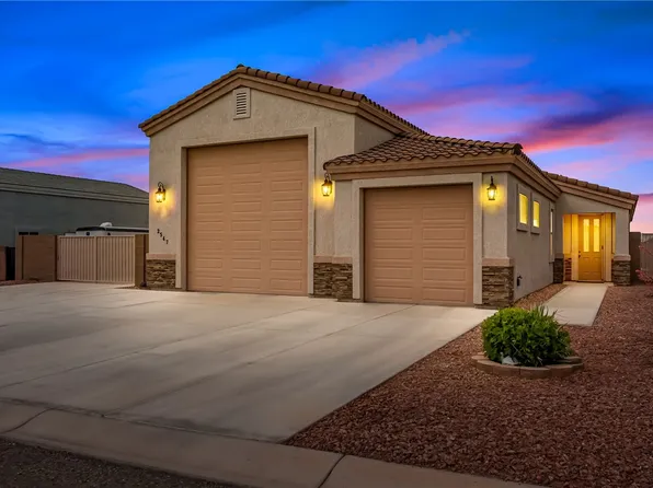 2547 E Mayra St, Fort Mohave, AZ 86426
