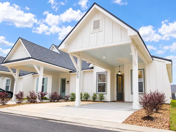 302 Edsall Ln, Lafayette, LA 70503