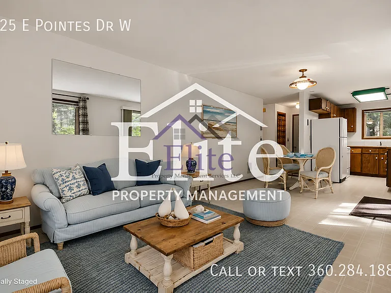 625 E Pointes Dr W — Photo 3