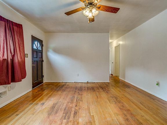 3rd image of 4330 Camille Ave NW