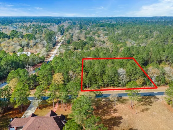 17855 Roundup Dr, Waller, TX 77484