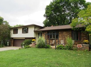 8512 17th St W, Rock Island, IL