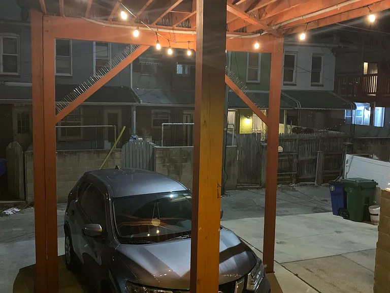 338 S East Ave — Photo 14