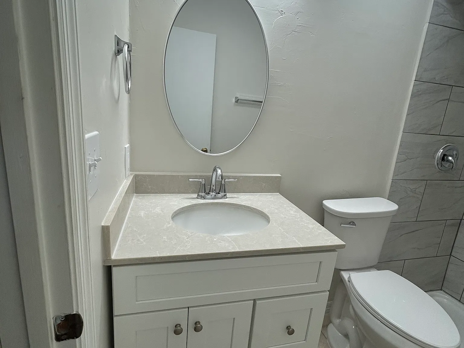 2 bed, 1129 sqft, $1,550 — Photo 3