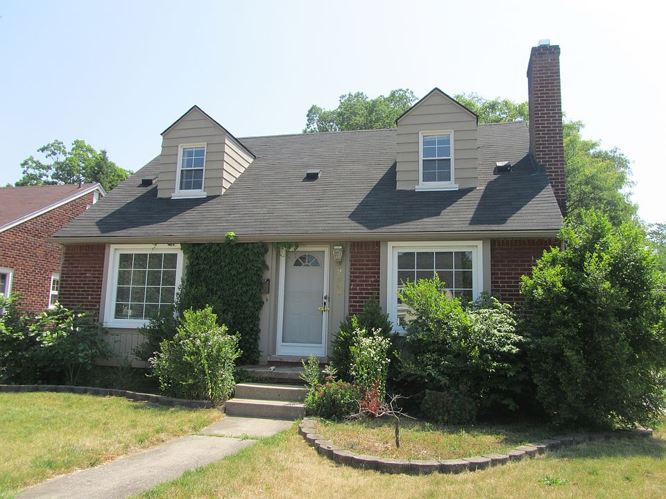 1st image of 2206 Pinecrest Dr