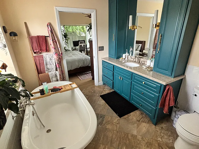 172 Wisteria Dr — Photo 24