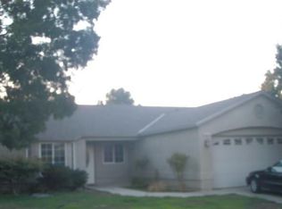551 Morton Ave, Sanger, CA 93657