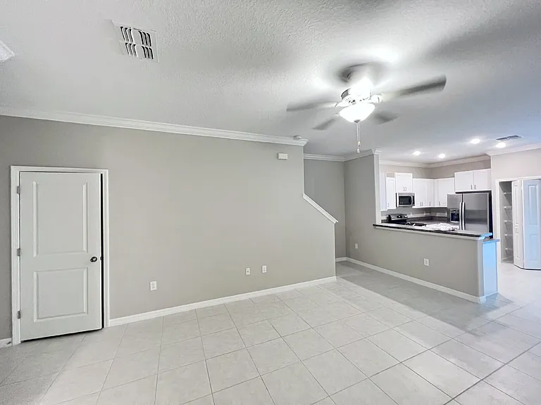 23273 Willow Glen Way — Photo 3
