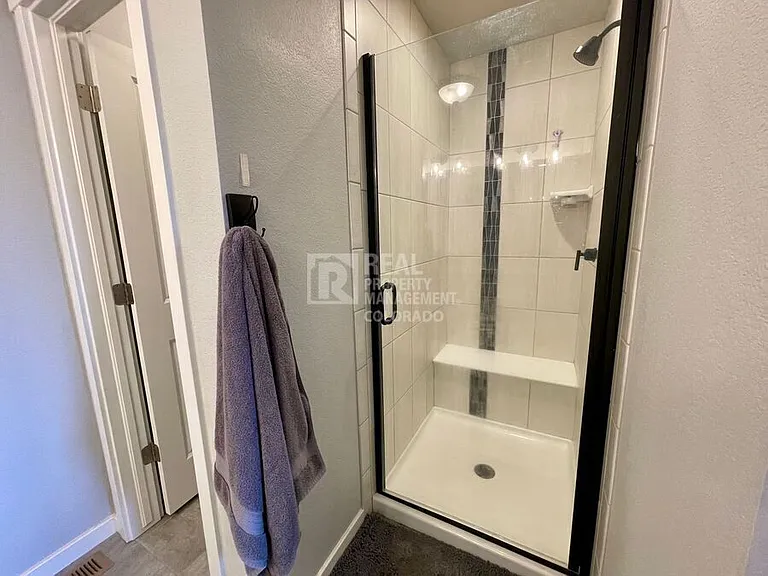 4183 Parkwood Trl — Photo 17