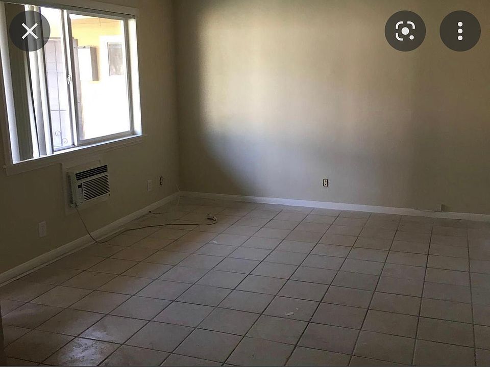 2nd image of 1181 Villa St #3