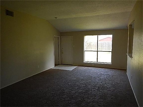 5th image of 5115 Kilkenny Dr