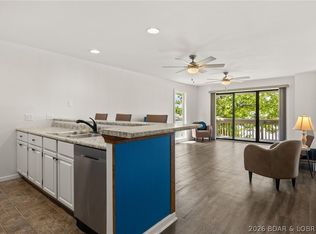 6570 Pelican Dr Unit 307, Osage Beach, MO 65065