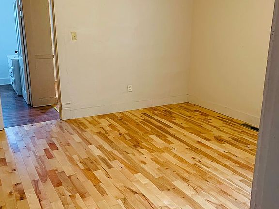 3rd image of 632 S State St #1
