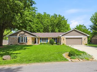 9689 Sycamore Rd, Carmel, IN 46032