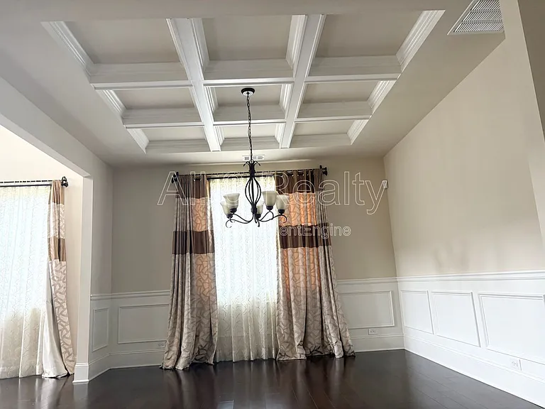 3738 Valley Spring Dr — Photo 5