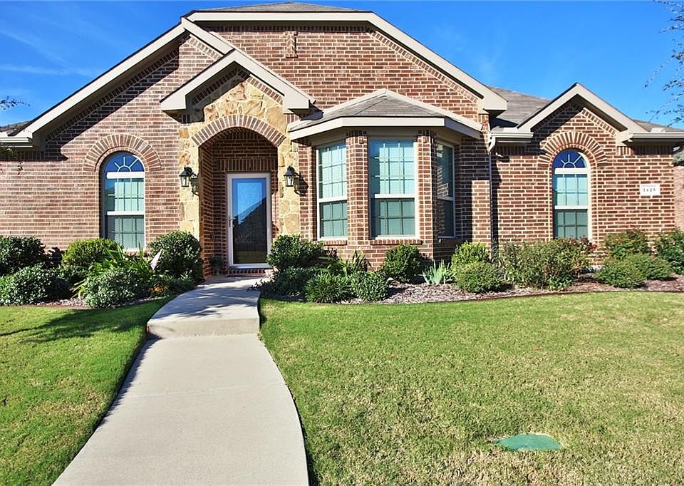 1st image of 1425 Montego Ct