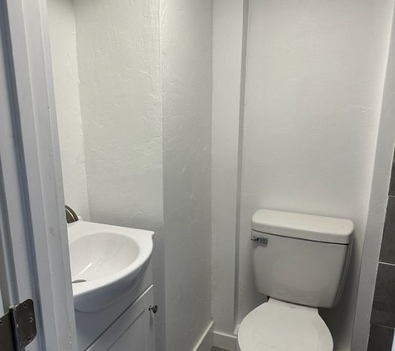 1st image of 520 W Main St #C