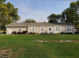 302 Walnut St, Duncombe, IA 50532