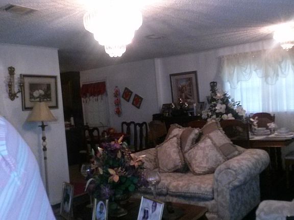 2nd image of 100 New Mexico Dr